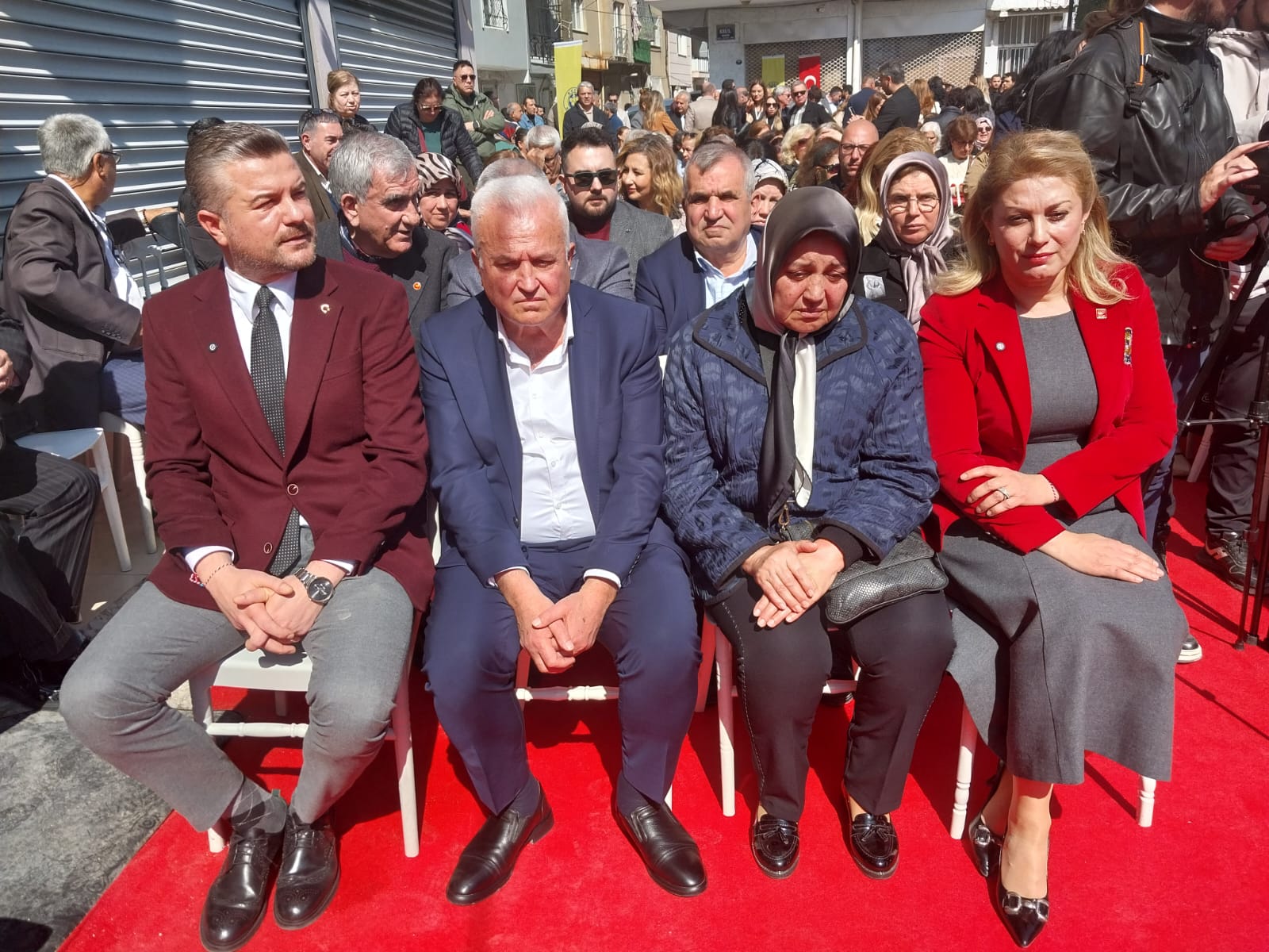 Gülşah Durbay Kadın Danışma Merkezi Buca'da açıldı: 'Bazı vedalar boşluk bırakmaz'