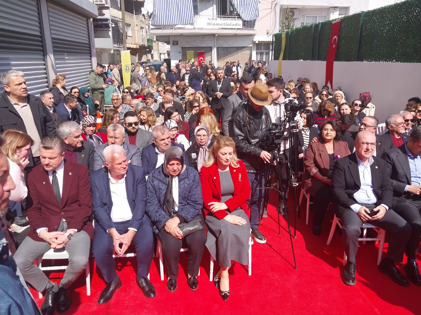 Gülşah Durbay Kadın Danışma Merkezi Buca'da açıldı: 'Bazı vedalar boşluk bırakmaz'