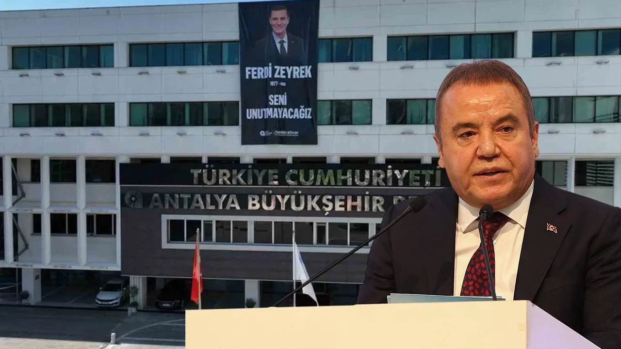 Antalya Büyükşehir Belediyesi’ne yönelik 41 sanıklı davanın ikinci gününde, tutuksuz