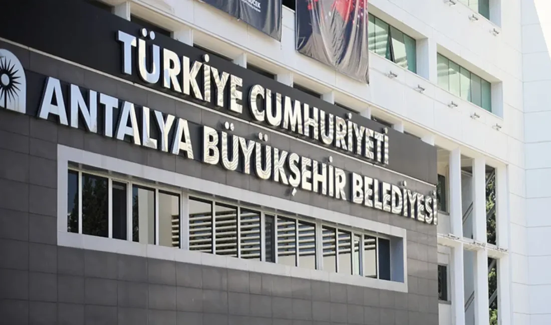 Özel kalemden sonra başdanışmana uzanan operasyon. Antalya Büyükşehir Belediyesi'nde gözaltı