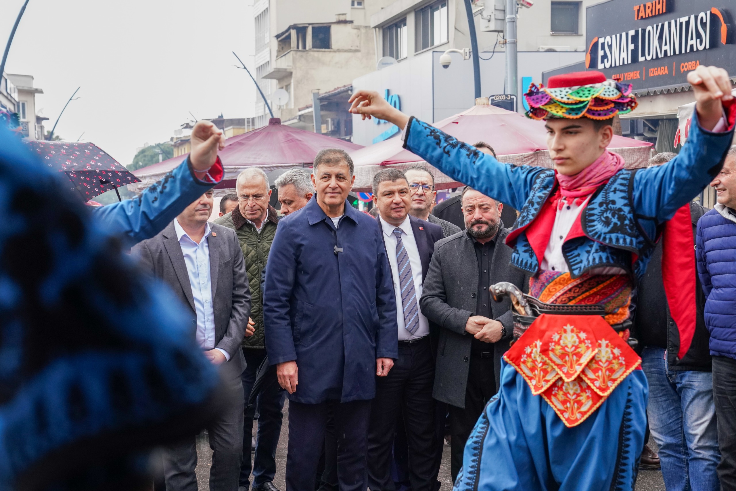 İzmir yeni bir festival kazandı: Tire'de gastronomi rüzgarı 2 İzmir yeni bir festival kazandı: Tire'de gastronomi rüzgarı