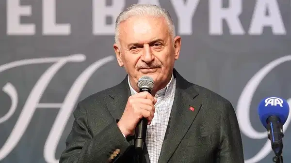 "400 yıldır savaşmadık" diyen Yıldırım, Türkiye'nin bir kumpasla savaşa çekilmek