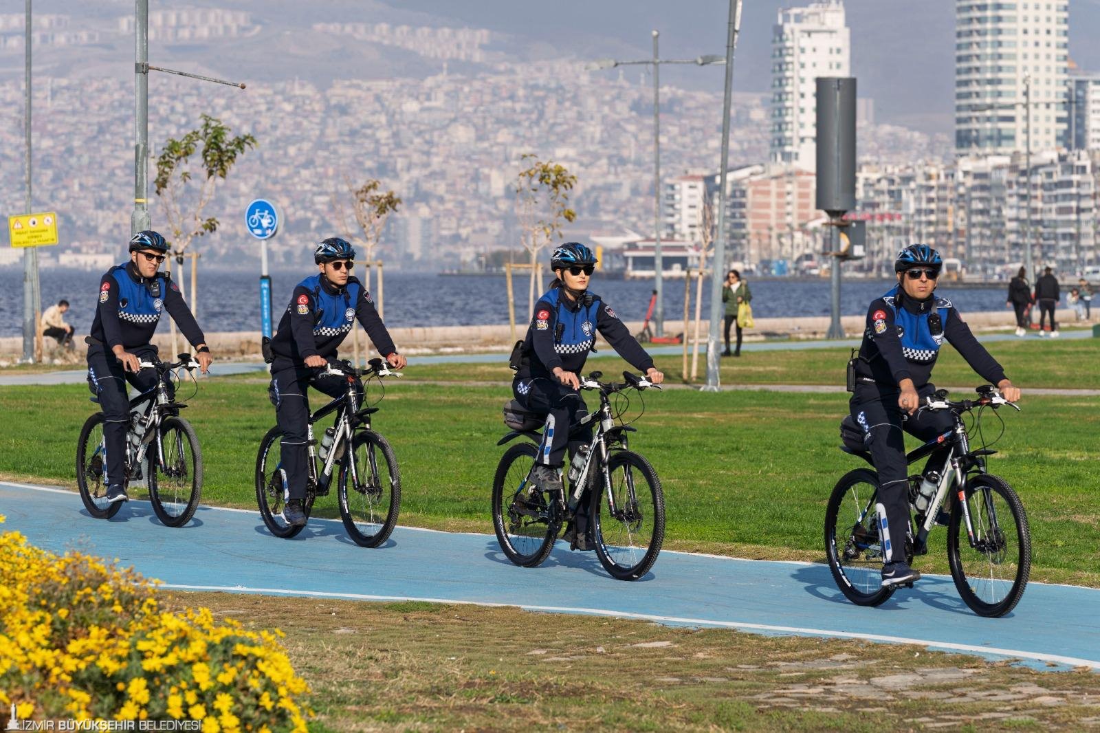 İzmir'de 'huzurun bekçileri': 2 yılda 150 bin denetim