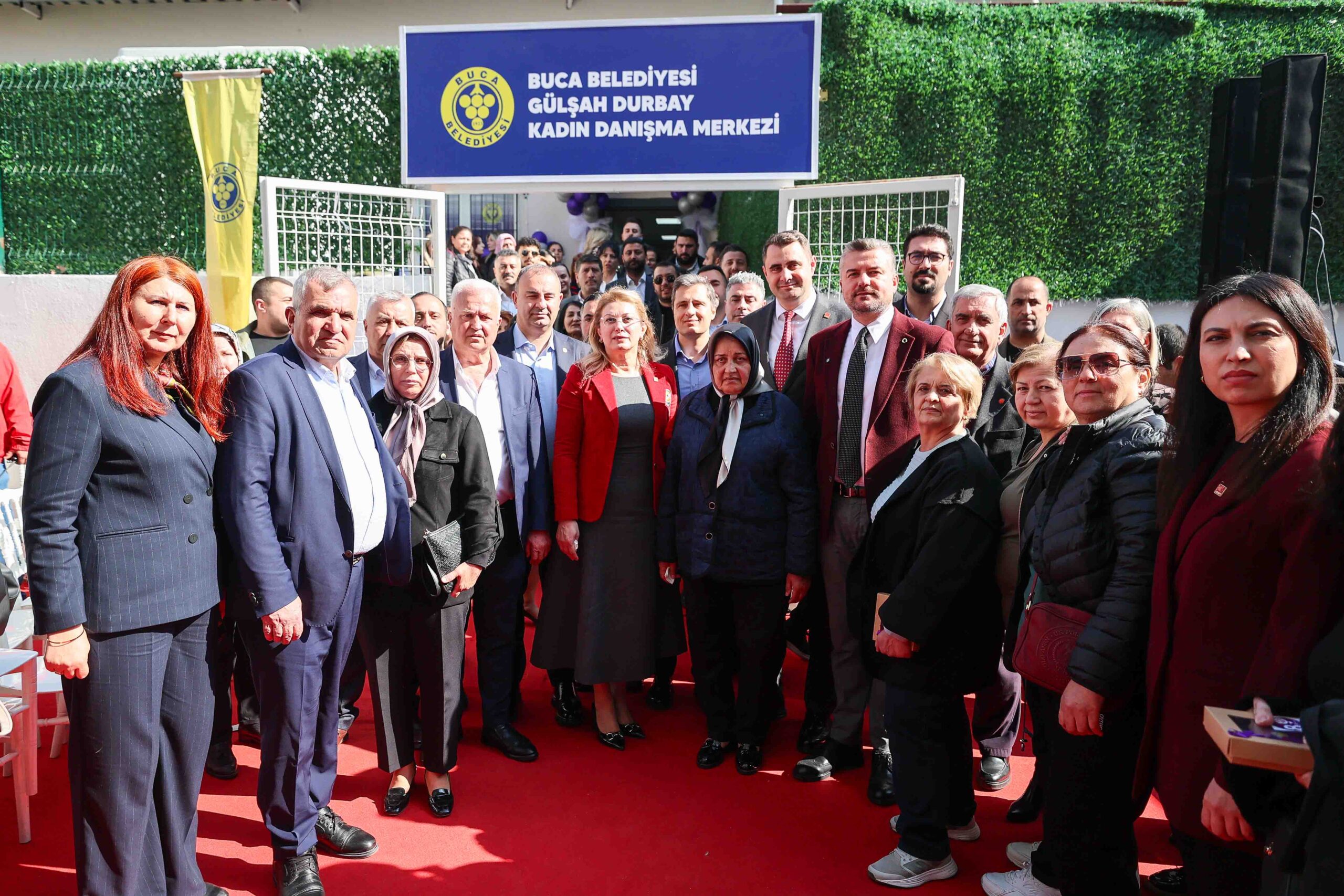 Buca’da anlamlı açılış: Gülşah Durbay Kadın Danışma Merkezi hizmete girdi