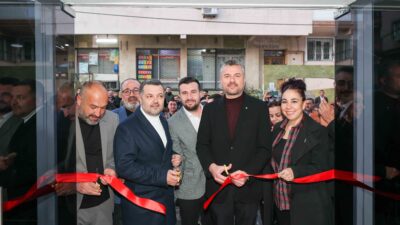 Ramazan ayının bereketli sofrasında açılan yeni dernek, Buca’da ihtiyaç sahipleri