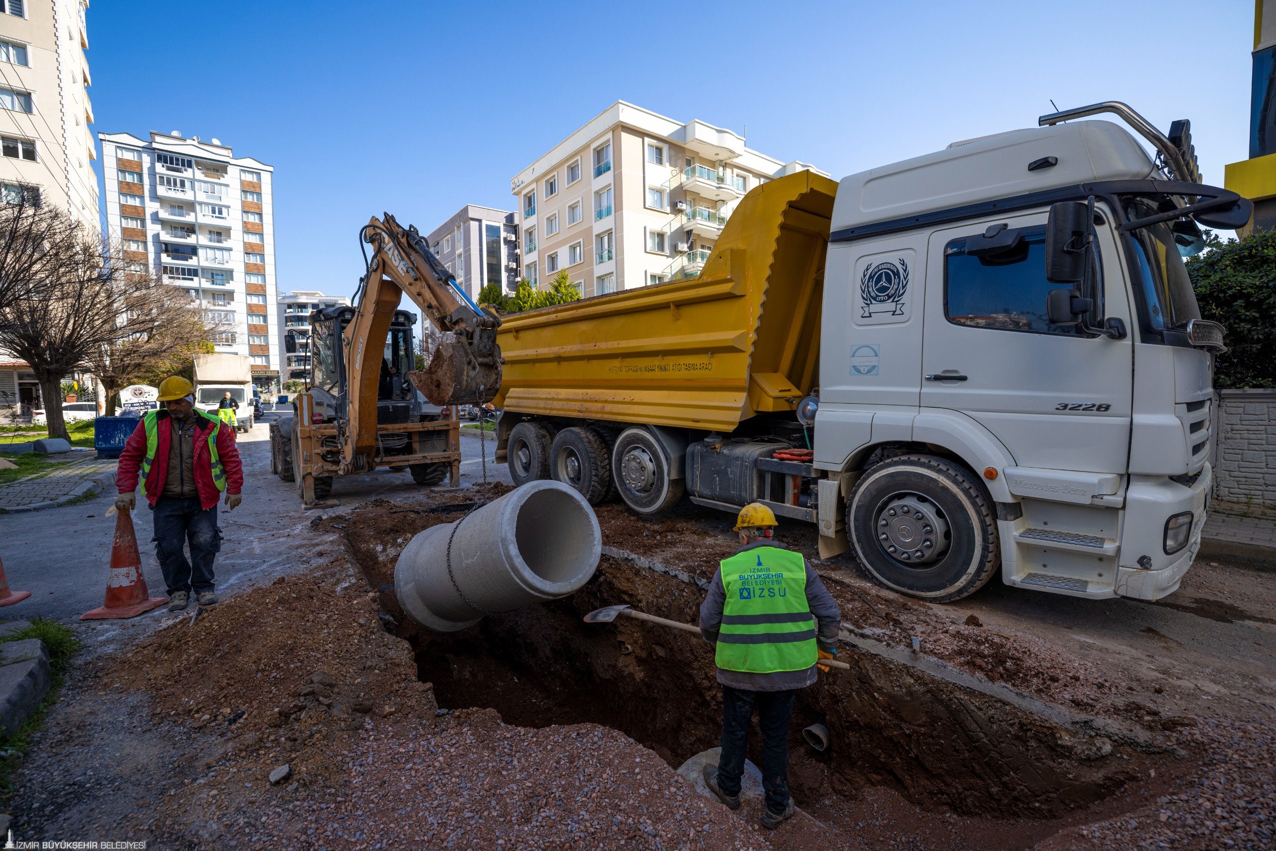 İZSU’dan Buca’ya 420 milyonluk altyapı yatırımı: 19 mahallede su taşkını çilesi sona eriyor
