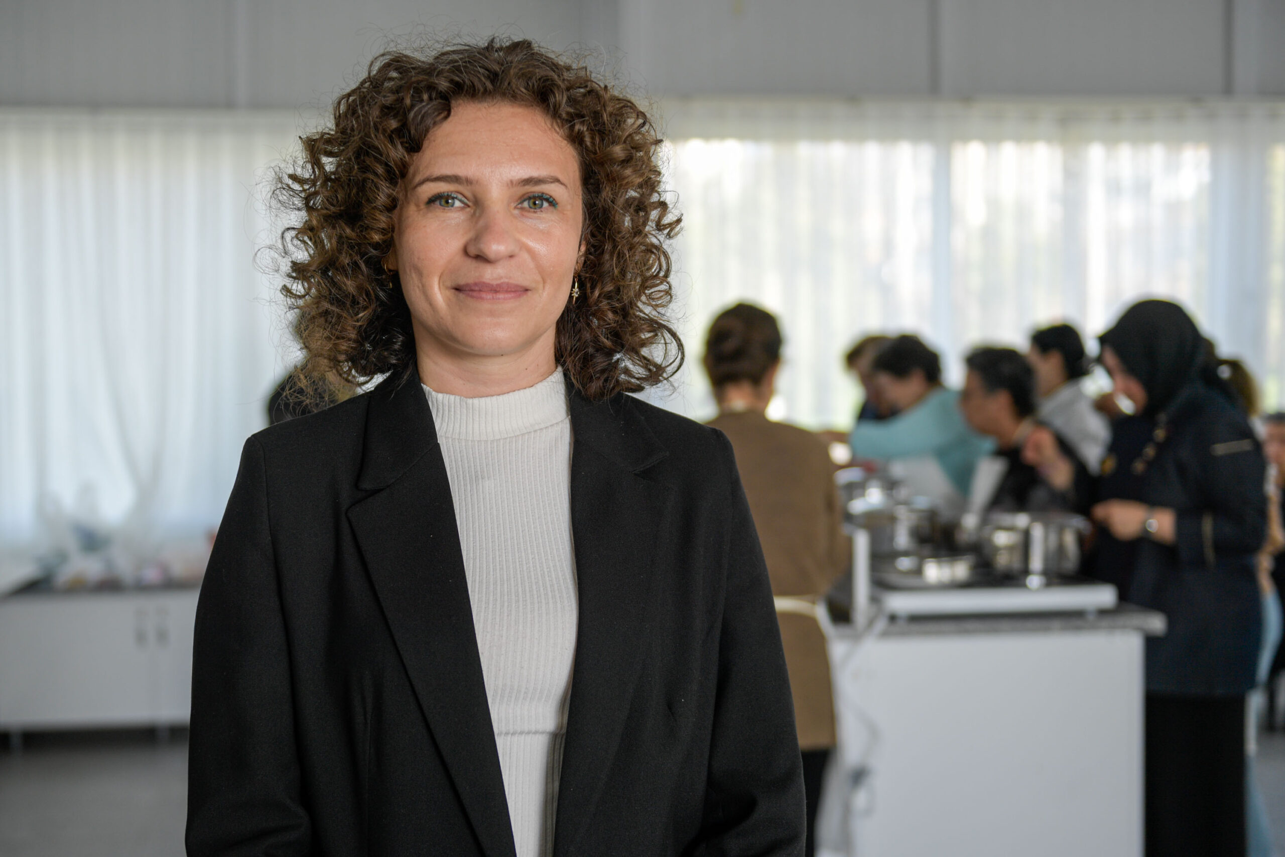 İzmir'de 'mahalle mutfağı' dönemi: Tencereler 'dayanışma' için kaynıyor