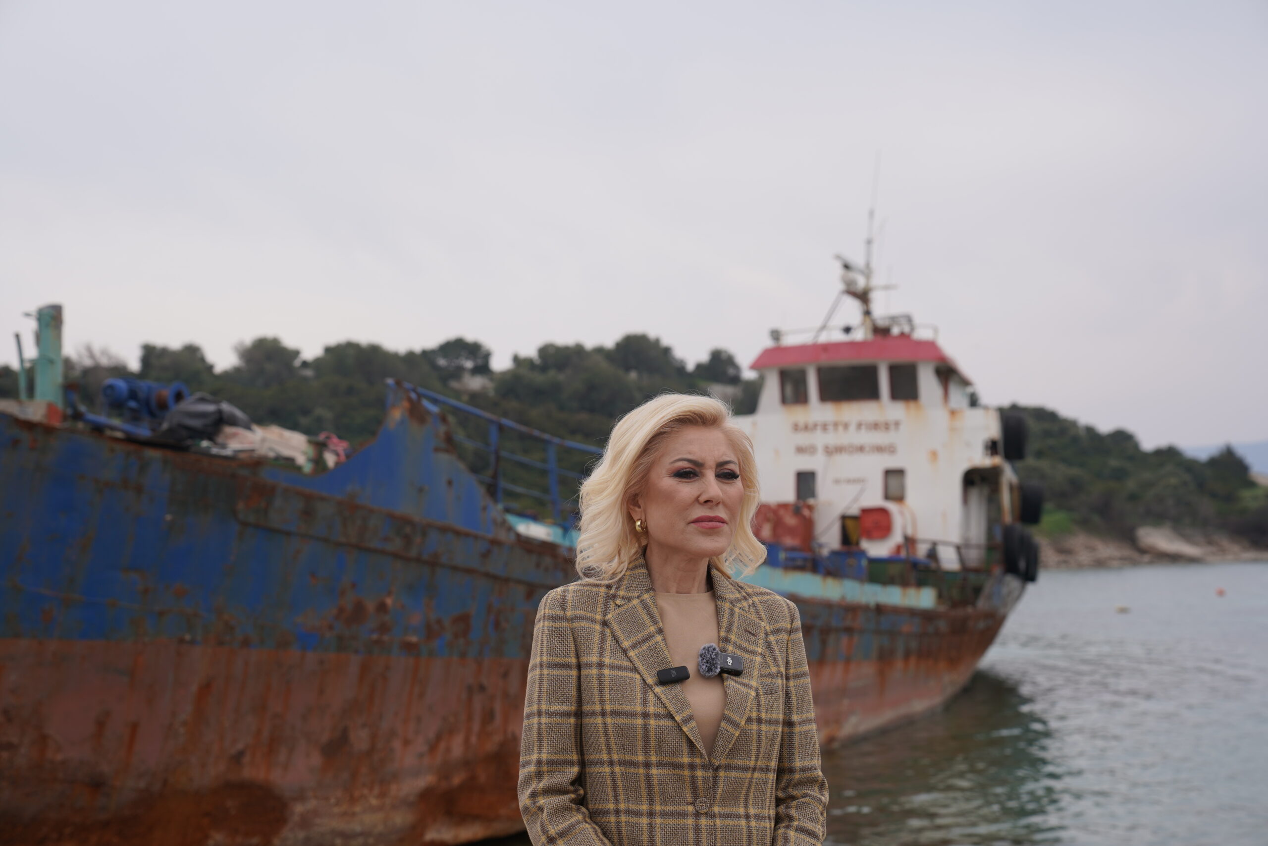 Demircili Koyu’nda "Korsan" gemi sökümüne milyonluk ceza! Şebnem Bursalı Aksoy: "Takipçisiyiz!" 4 Demircili Koyu’nda "Korsan" gemi sökümüne milyonluk ceza! Şebnem Bursalı Aksoy: "Takipçisiyiz!"