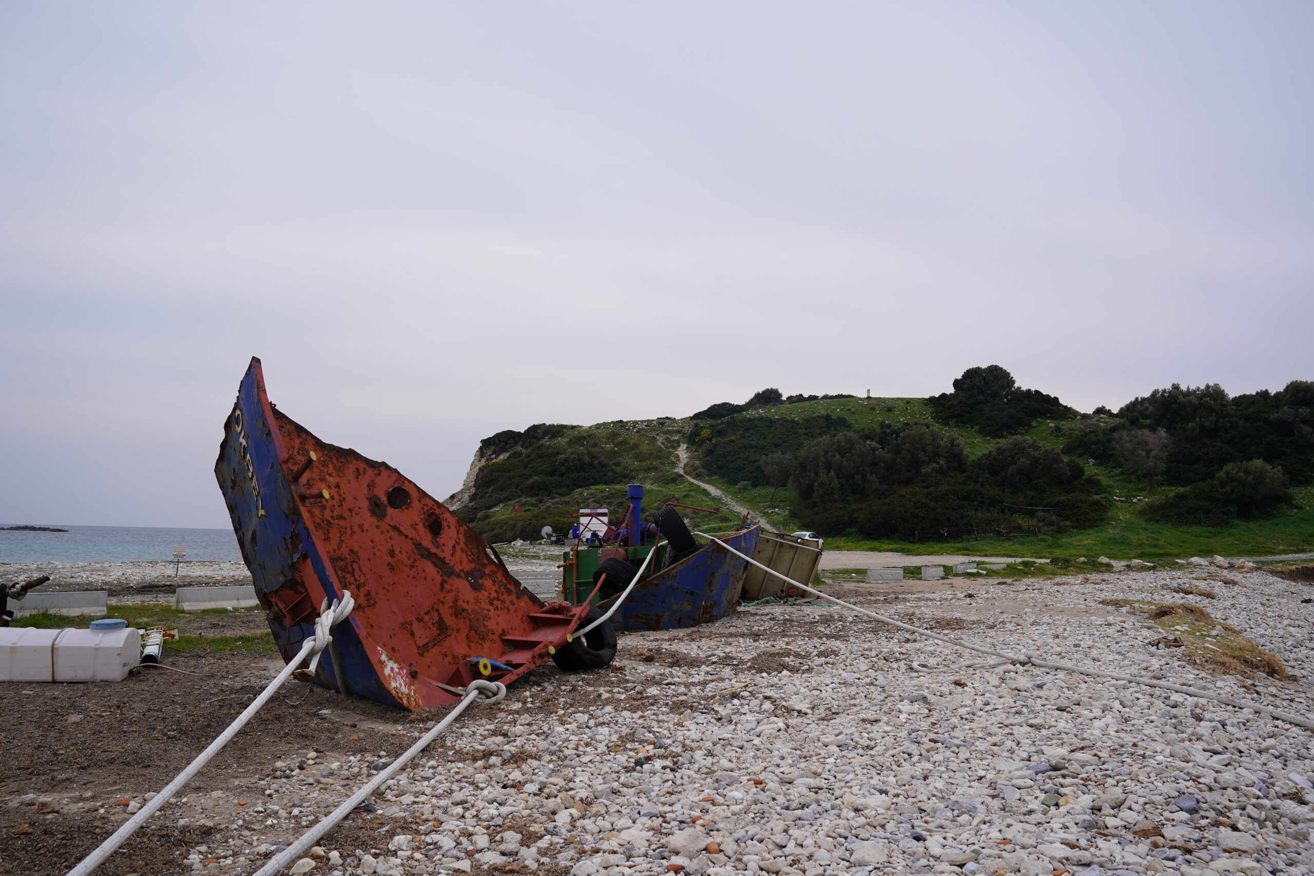 Demircili Koyu’nda "Korsan" gemi sökümüne milyonluk ceza! Şebnem Bursalı Aksoy: "Takipçisiyiz!" 5 Demircili Koyu’nda "Korsan" gemi sökümüne milyonluk ceza! Şebnem Bursalı Aksoy: "Takipçisiyiz!"