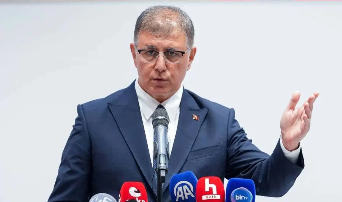 İzmir Büyükşehir Belediyesi’nin Konak’ta yıkılan ana hizmet binasının yerine yapılacak