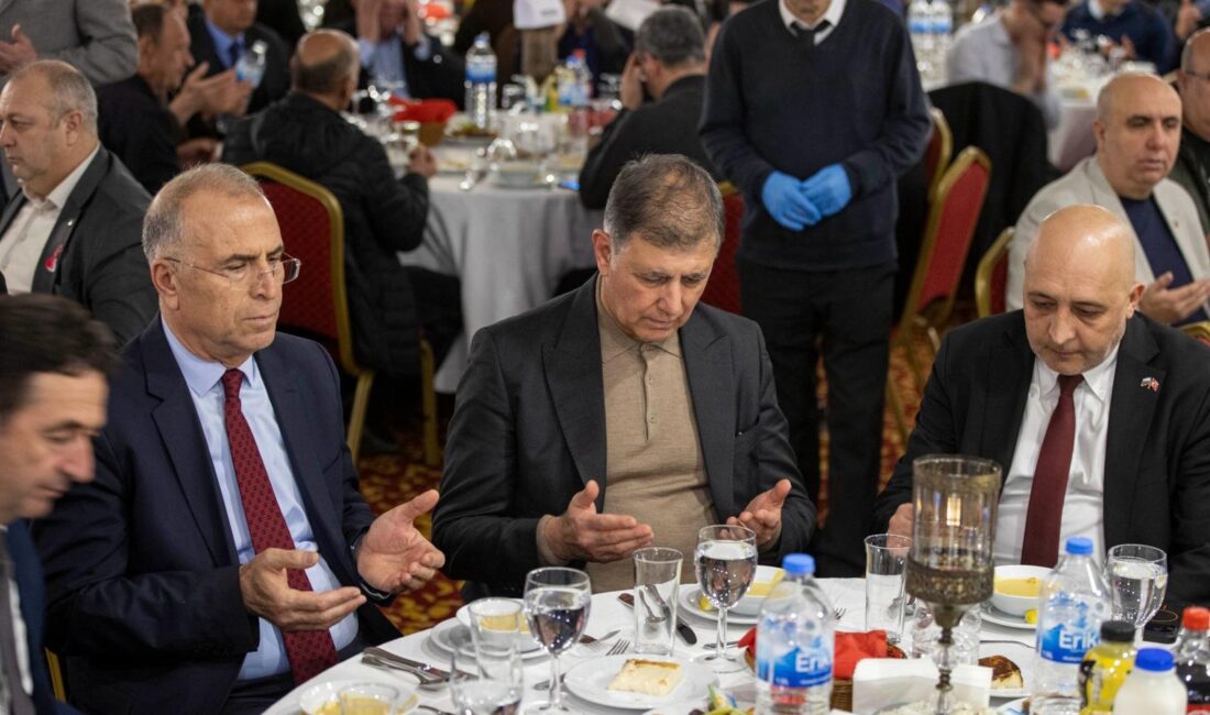 İzmir Büyükşehir Belediye Başkanı Dr. Cemil Tugay, Balkanlar'dan gelen kardeşlik