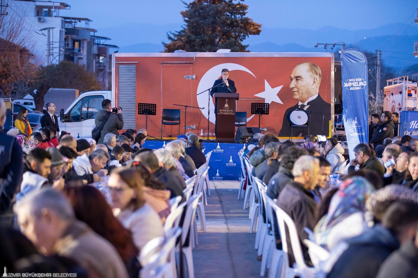 İzmir Büyükşehir Belediye Başkanı Dr. Cemil Tugay, Ramazan ayının bereketini