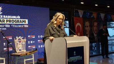 Cumhurbaşkanı Yardımcısı Cevdet Yılmaz’ın da katıldığı Karşıyaka iftar buluşmasında konuşan