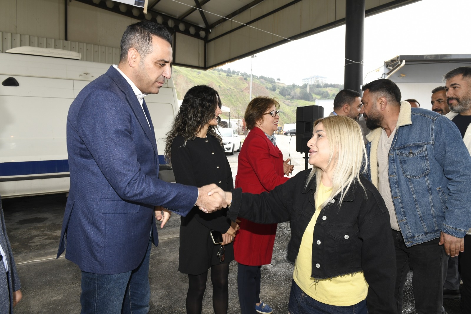 Çiğli Belediyesi’nde büyük bayram buluşması: Başkan Yıldız: “En büyük gücümüz çalışanlarımız”