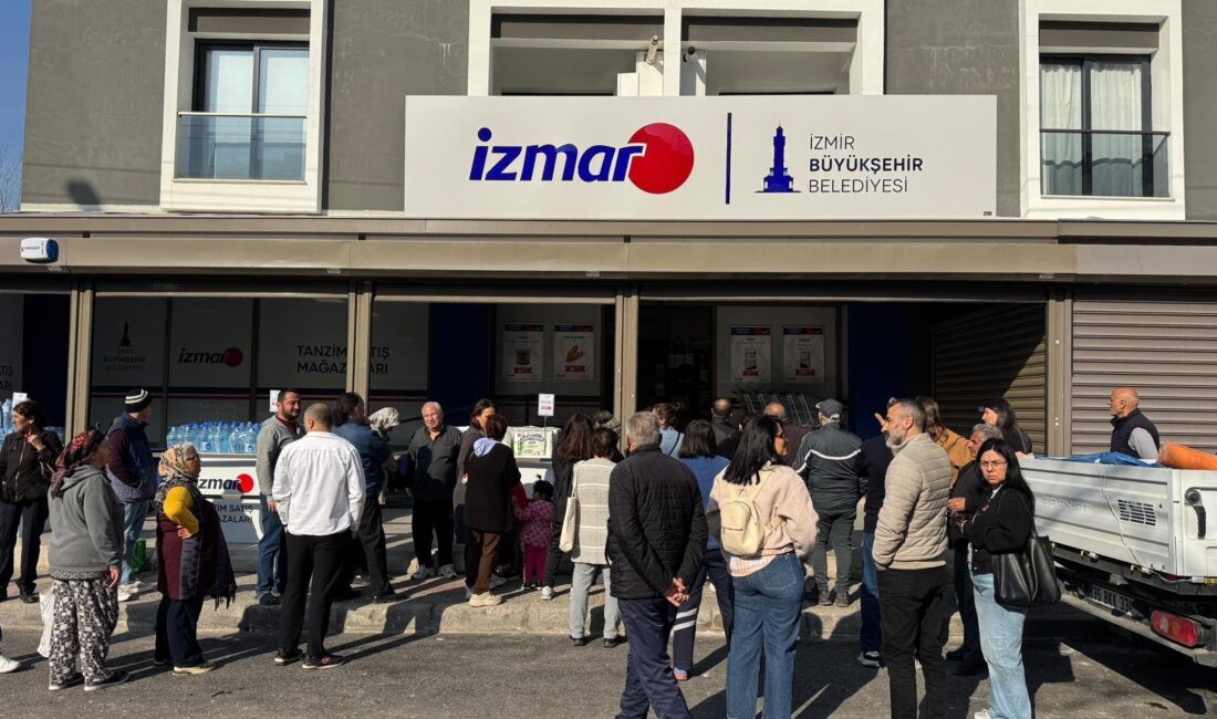 İzmir Büyükşehir Belediyesi’nin tanzim satış atağı sürüyor. İZMAR'ın 21'inci şubesi