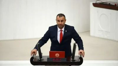 Özgür Özel'i hedef alan AK Partili İnan'a yanıt veren Arslan,