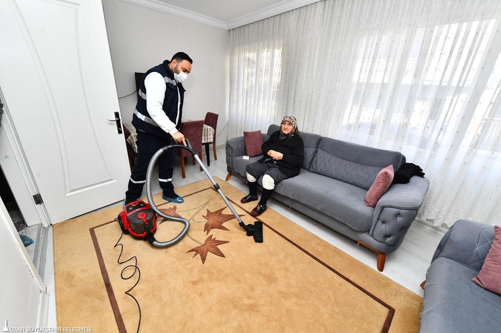 Koruyan, öğreten, iyileştiren belediye: İzmir'den Türkiye'ye örnek sağlık hizmetleri