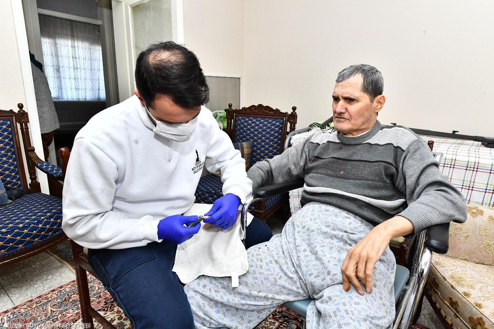 Koruyan, öğreten, iyileştiren belediye: İzmir'den Türkiye'ye örnek sağlık hizmetleri