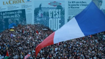 Avrupa siyasetinin kalbi bugün Fransa’da atıyor. Yaklaşık 49 milyon Fransız