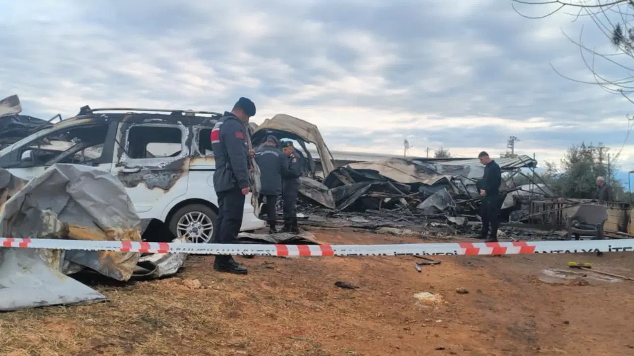 Hamile anne ve 5 çocuğu can verdi!