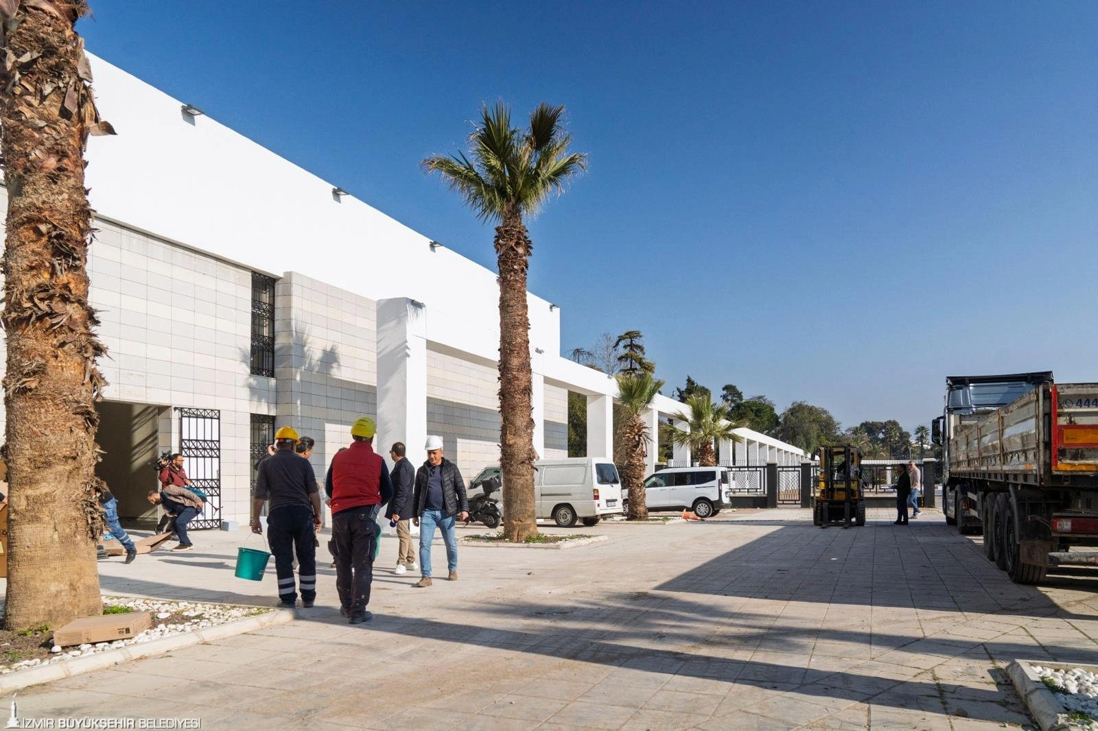 İzmir’in yeni "Bilgi Kalesi" hazır: Kültürpark’a 20 bin eserlik Hasan Âli Yücel Kütüphanesi geliyor! 3 İzmir’in yeni "Bilgi Kalesi" hazır: Kültürpark’a 20 bin eserlik Hasan Âli Yücel Kütüphanesi geliyor!