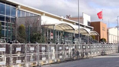 İBB Başkanı ve CHP’nin Cumhurbaşkanı adayı Ekrem İmamoğlu ile birlikte