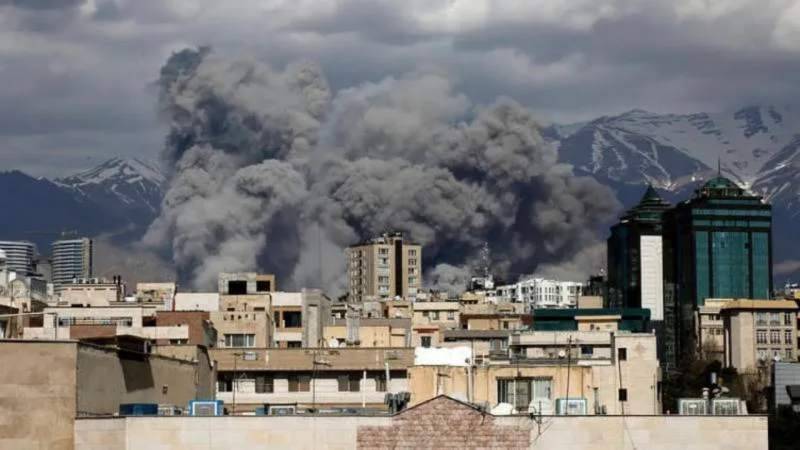 İktidar partisi yetkilileri, ABD ve İsrail’in İran’a yönelik saldırılarının ardından