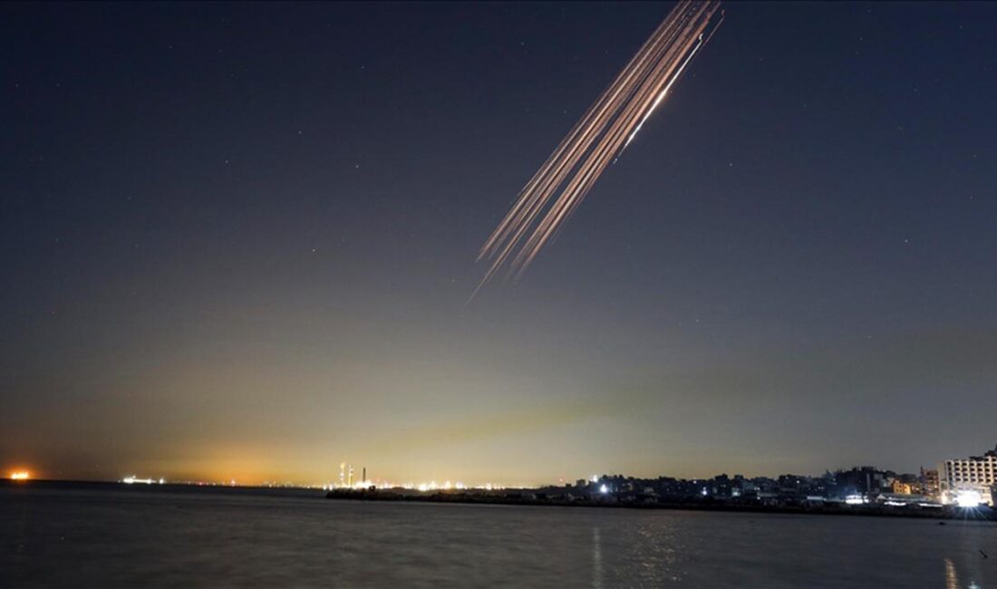 ABD Başkanı Donald Trump’ın Hürmüz Boğazı’nı açması için Tahran’a tanıdığı