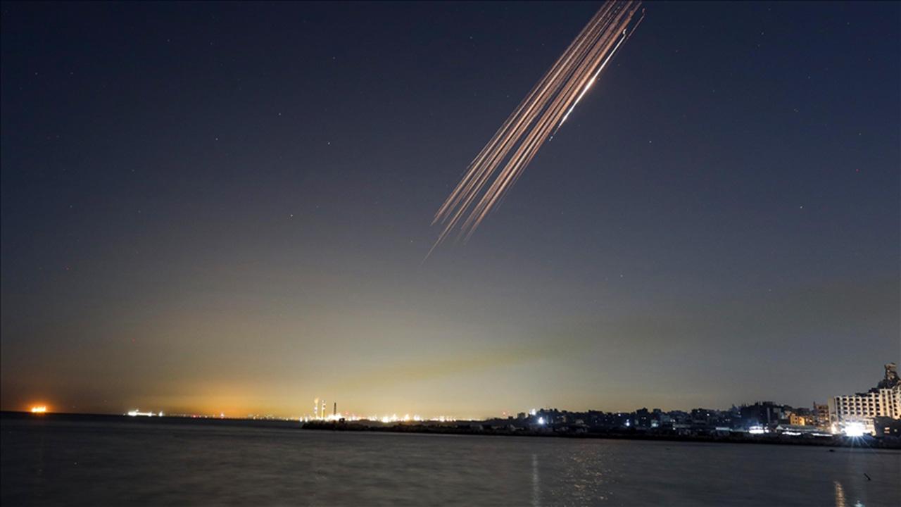 Bölge karanlığa mı gömülüyor: İran'dan "su ve elektrik" uyarısı!