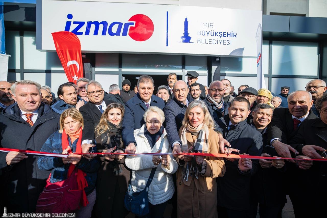 İzmir'de büyükşehirden 'ekonomik krize' karşın 2 yılda 42,5 milyar liralık yatırım 5 İzmir'de büyükşehirden 'ekonomik krize' karşın 2 yılda 42,5 milyar liralık yatırım