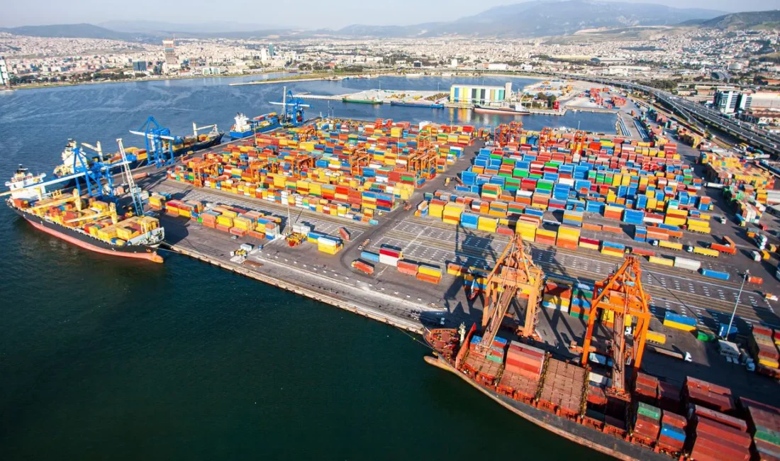 İzmir Limanı'nın satışı tartışılırken Büyükşehir cephesinden tarihi bir çıkış geldi.