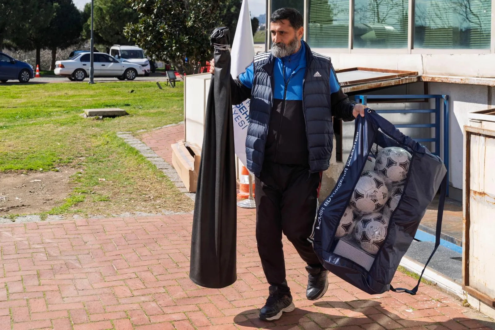 İzmir’de amatör spora 25 milyonluk can suyu: Genç yeteneklere "Büyükşehir" koruması 4 İzmir’de amatör spora 25 milyonluk can suyu: Genç yeteneklere "Büyükşehir" koruması