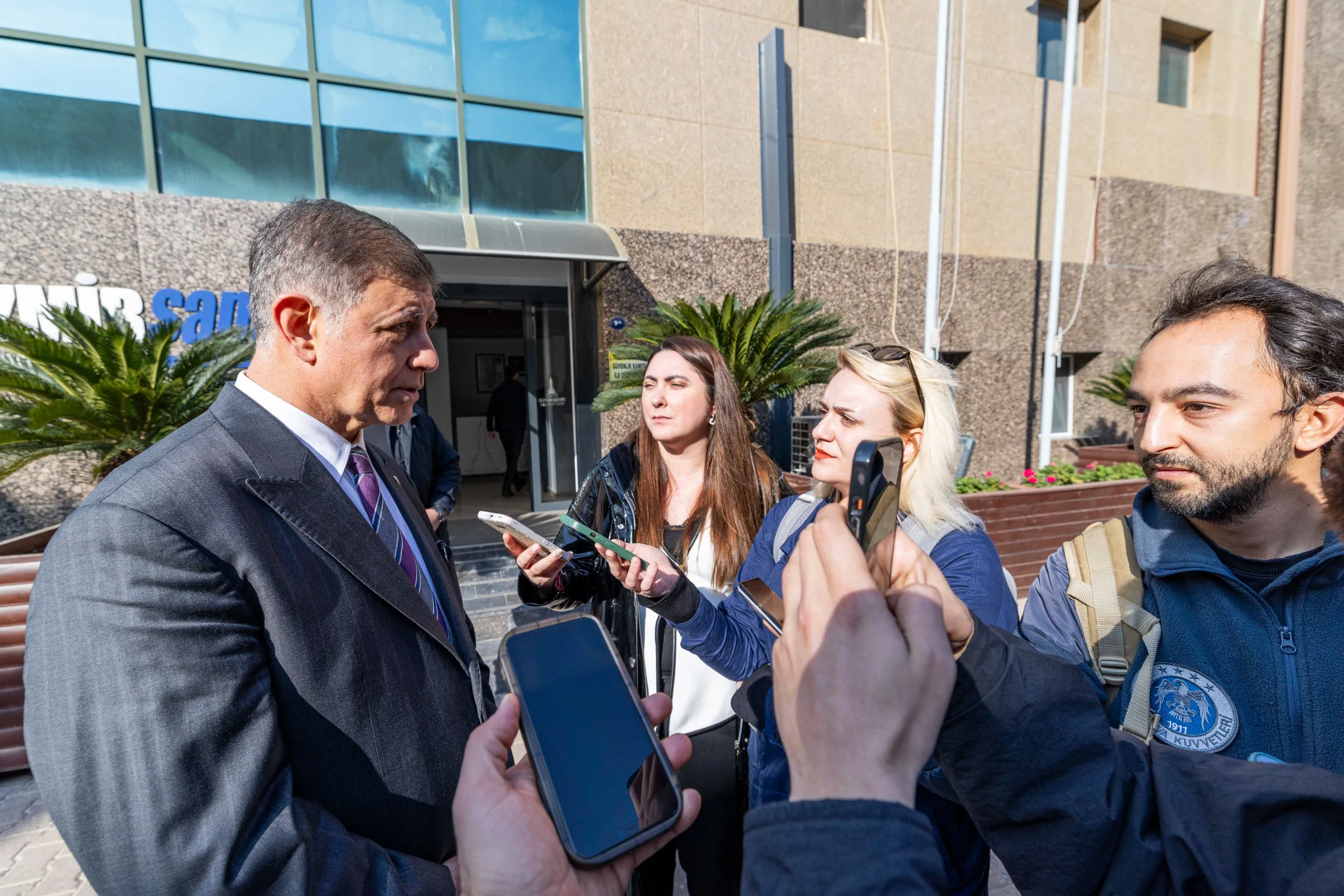 Cemil Tugay'dan 'Gözaltı dalgası İzmir'e sıçrar mı?' sorusuna yanıt: 'Kendimizden eminiz' resti!