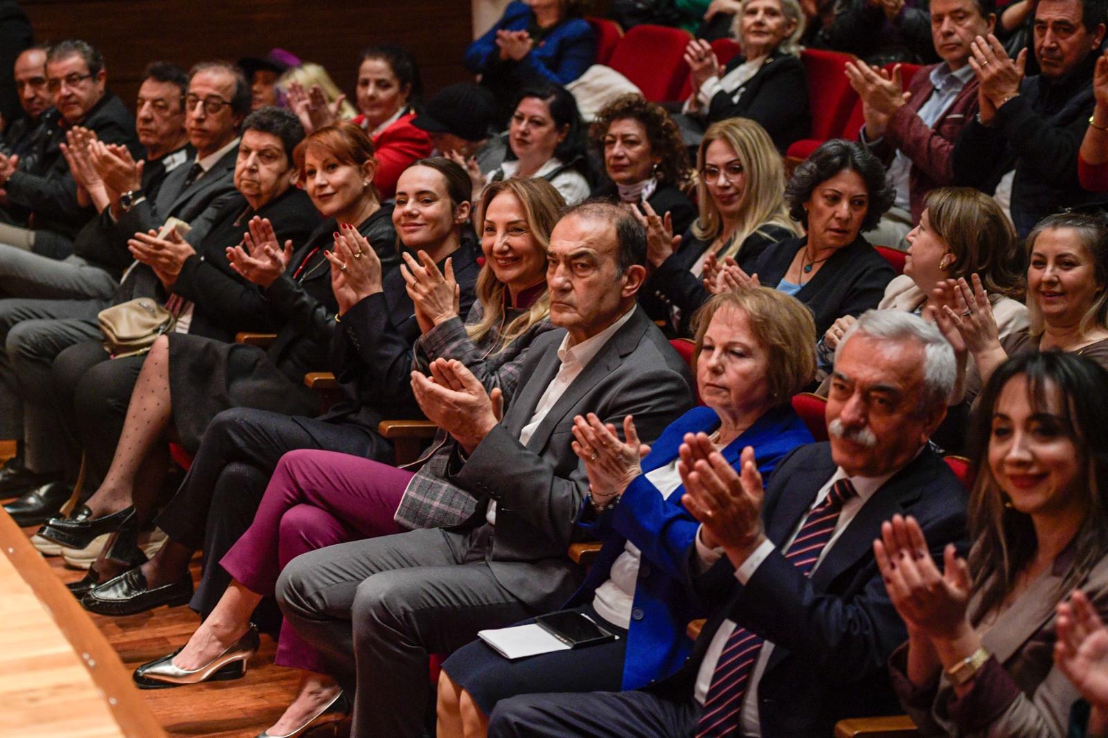 İzmir’den Türkiye’ye erişilebilirlik çağrısı: “Engelli değil, engellenen bireyler vardır!”