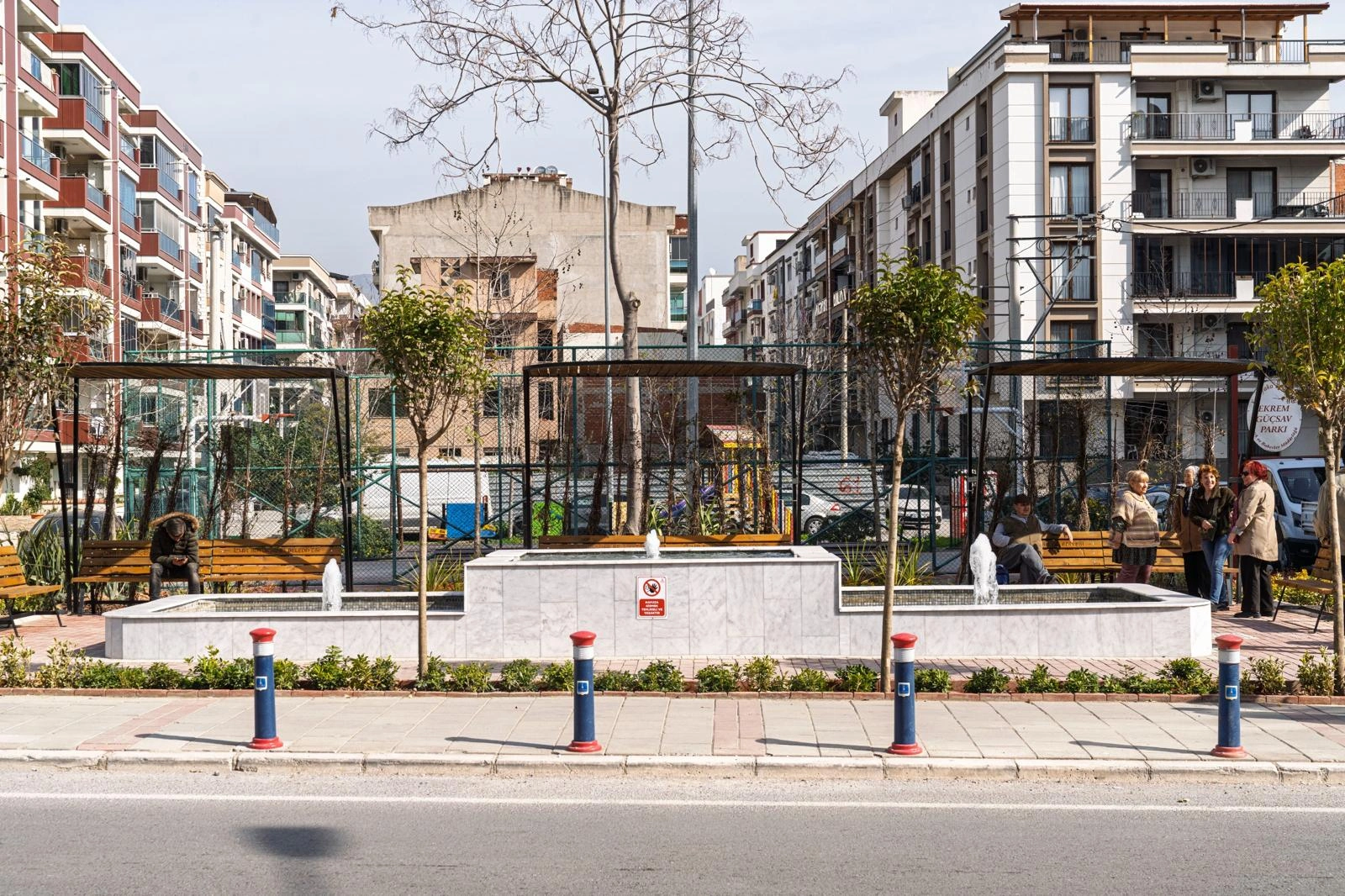 Karşıyaka Dedebaşı’na yeni yaşam alanı: Atıl alanlar parka dönüşüyor