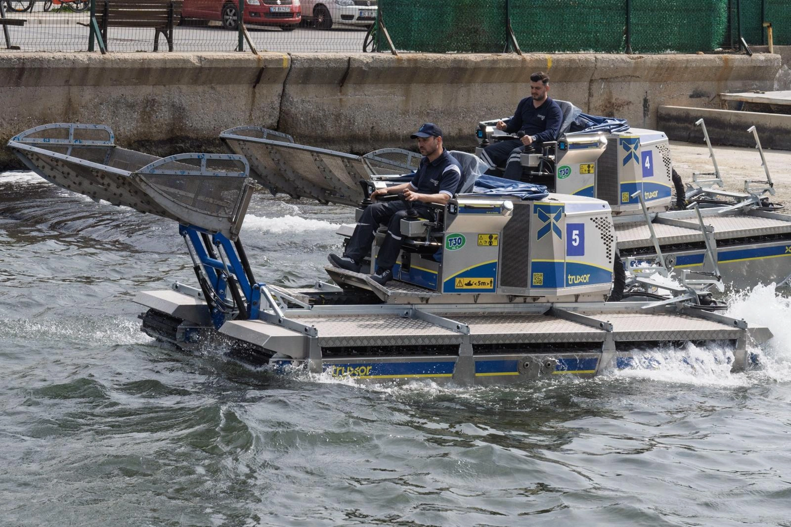 İzmir Körfezi’ne "Amfibi" kalkanı! Hem karada hem denizde giden 5 dev güç