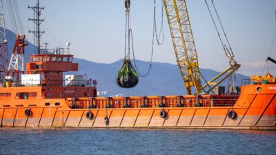 İzmir Büyükşehir Belediyesi, İzmir Körfezi’nin geleceğini kurtaracak en kritik hamlelerden