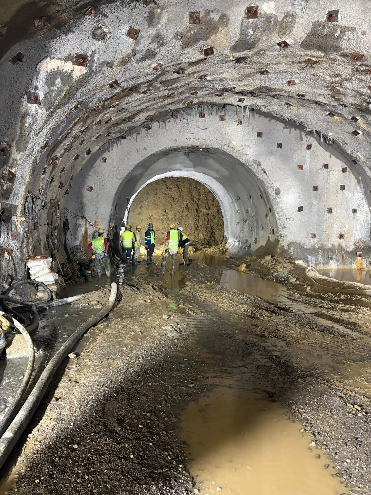 İzmir trafiği adım adım rahatlıyor: Dev ulaşım projeleri tamamlanıyor