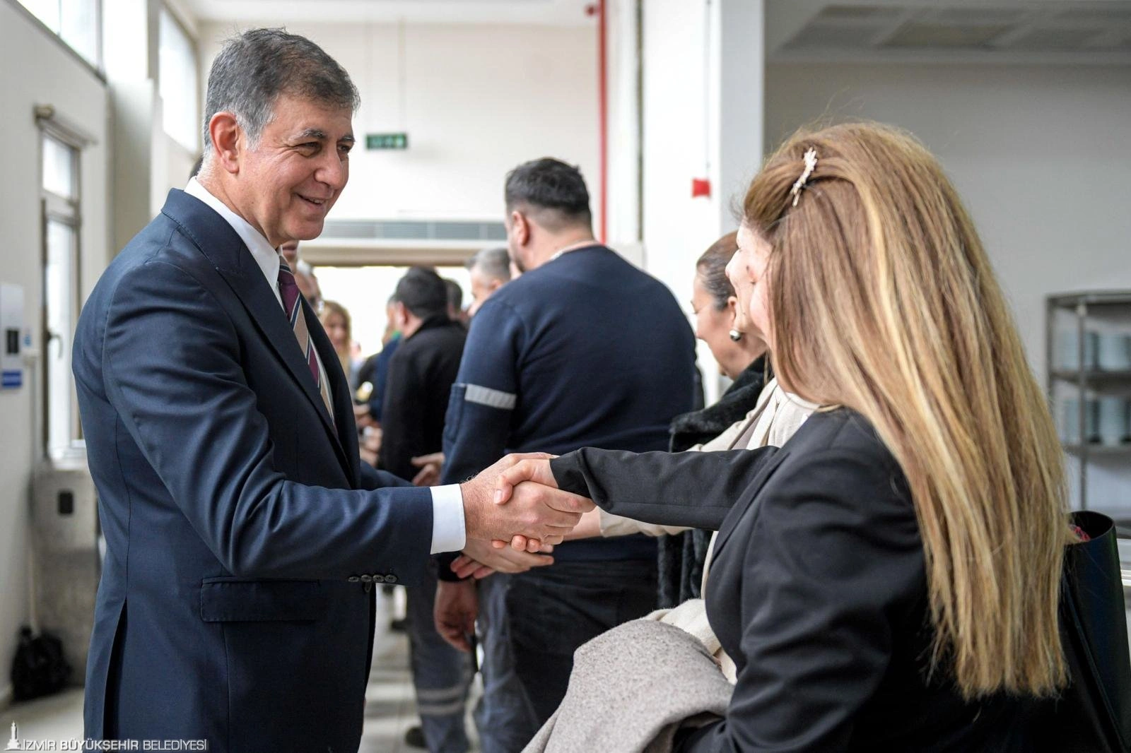 Başkan Tugay’dan flaş "Ücretsiz Ulaşım" açıklaması: "Gelecek vizyonum bu!"