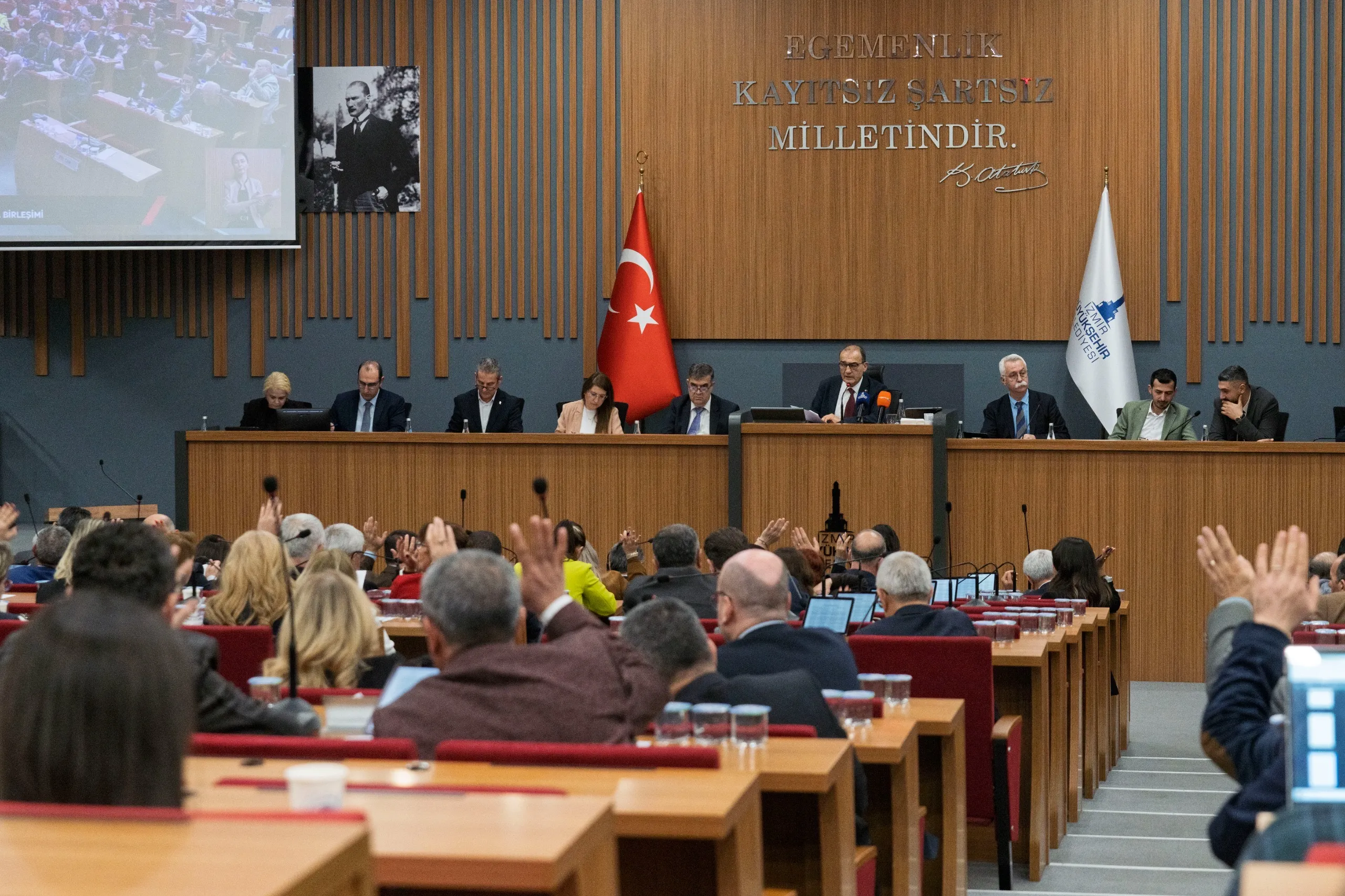 İzmir'de ulaşıma hem indirim hem güncelleme: İşte yeni rakamlar!
