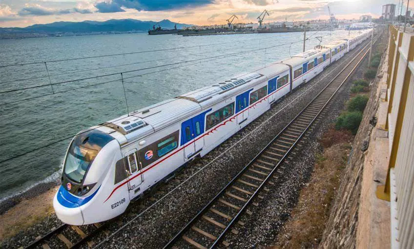 İzmir'de ulaşıma hem indirim hem güncelleme: İşte yeni rakamlar!