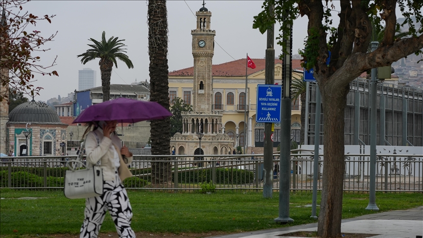 İzmir'de yeni haftada hava nasıl olacak? Bayramın ilk günü yağış var