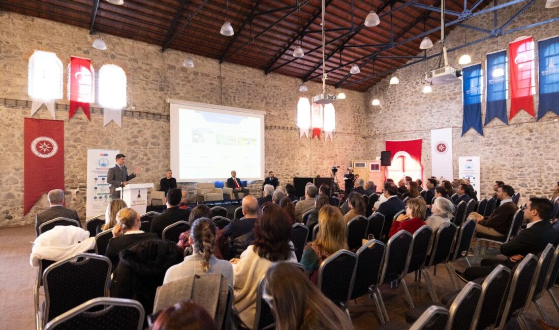 İzmir’in su geleceği için Tarihi Havagazı Fabrikası’nda düzenlenen ve 8