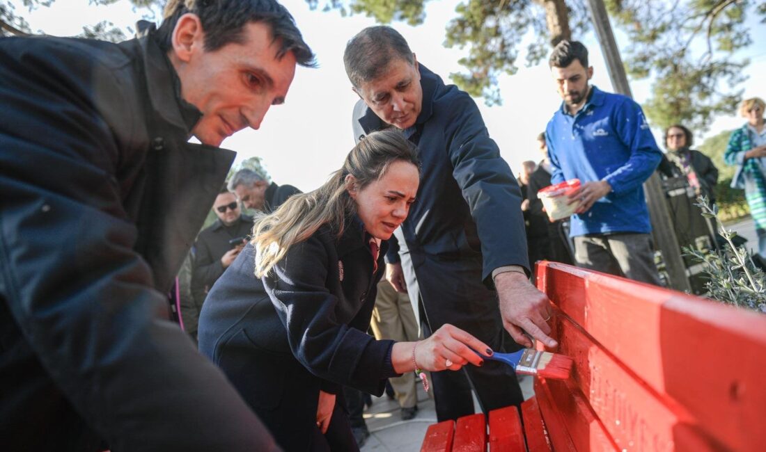 İzmir’in kalbi Kültürpark’ta bu kez fırçalar "eşitlik" ve "yaşam hakkı"