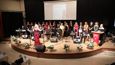 İzmir Büyükşehir Belediyesi Menderes Özdere Türk Sanat Müziği Korosu, Menderes