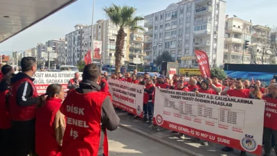 Karşıyaka Belediyesi’nde sular durulmuyor. 7 aydır maaşlarını alamayan Kent A.Ş.