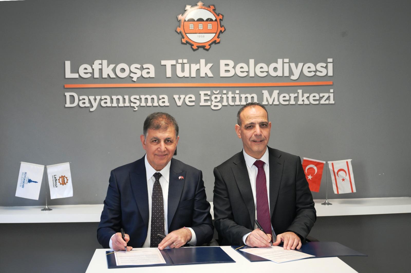 İzmir’den Lefkoşa’ya "spor parkı" müjdesi: Başkan Tugay’dan KKTC’de kritik protokol 5 İzmir’den Lefkoşa’ya "spor parkı" müjdesi: Başkan Tugay’dan KKTC’de kritik protokol