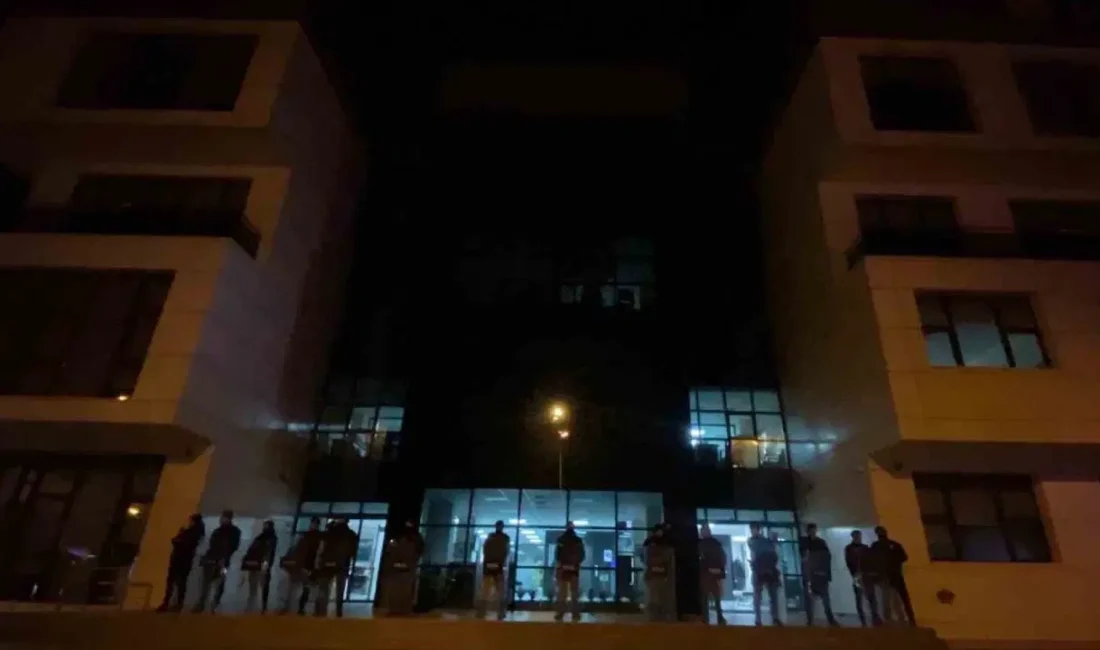 Gece yarısı gelen baskınla sarsılan Marmaris'te, imar ve ruhsat işlemlerindeki