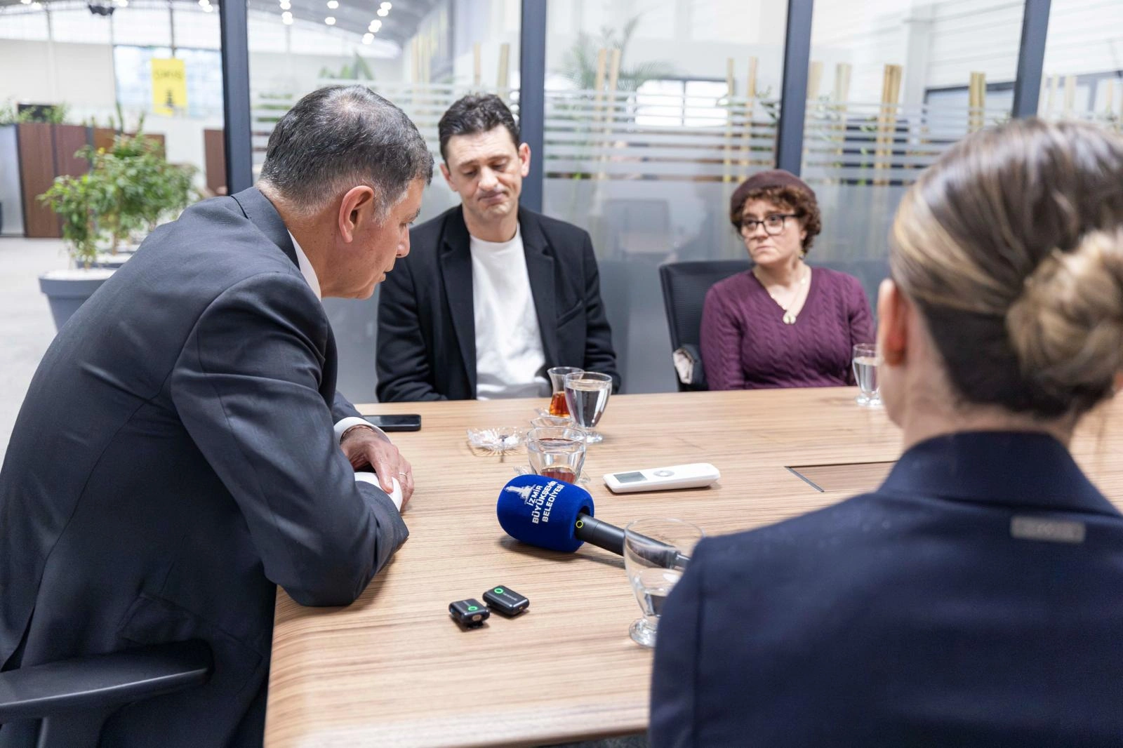 Minguzzi ailesinden Başkan Tugay’a ziyaret! Tugay'dan "Sistem" isyanı: “İnsanlar canavarlaşıyor!”