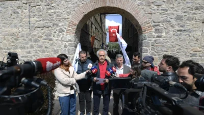 Harita ve Kadastro Mühendisleri Odası’ndan İzmir Büyükşehir’e destek! "Binayı vakıf